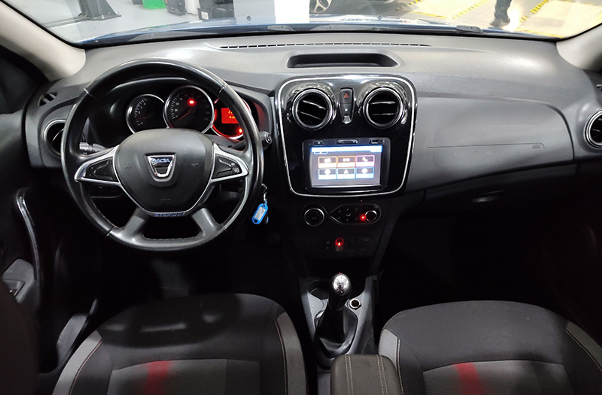 Dacia Sandero Serie Limitada Xplore TCe - foto 6