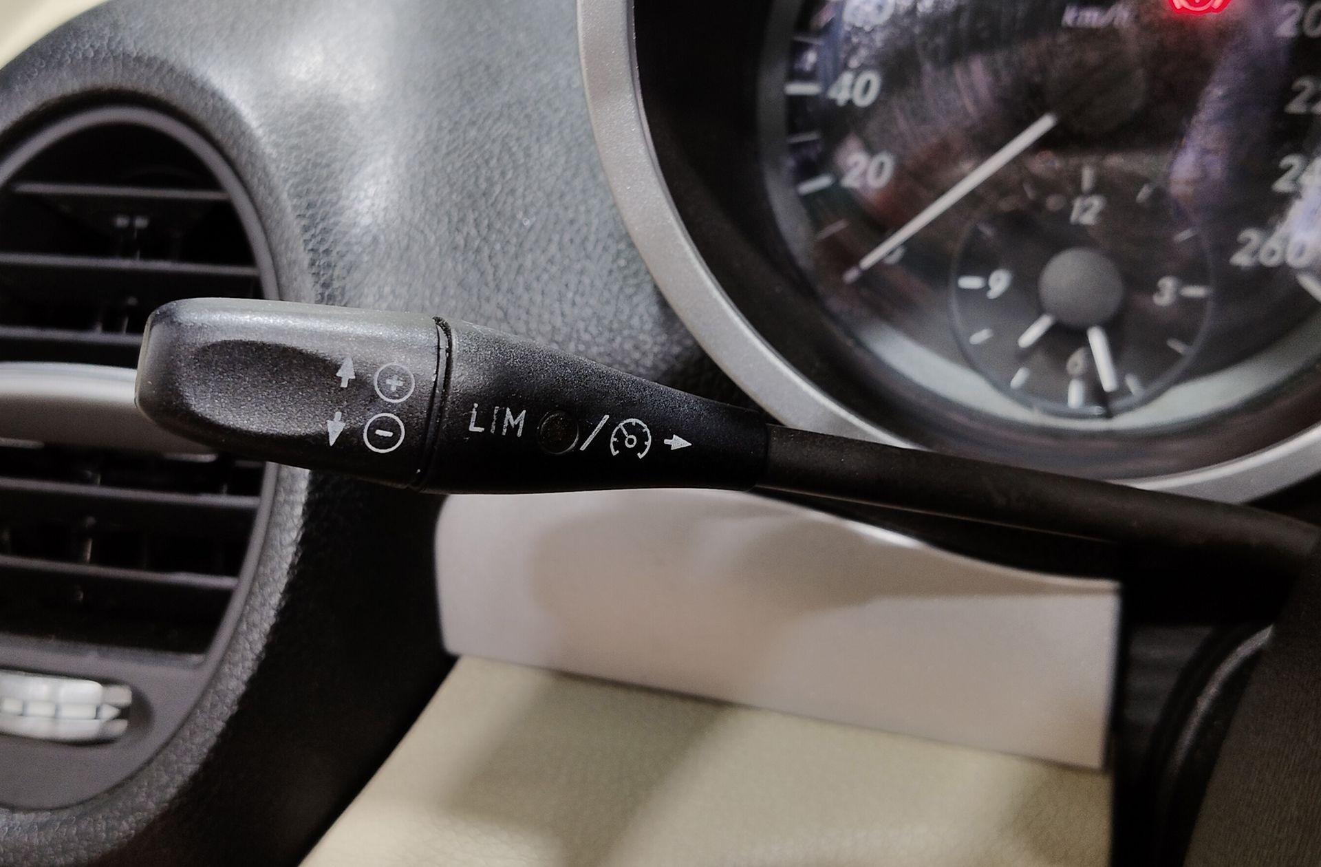 Mercedes-Benz SLK 200 K - foto 23