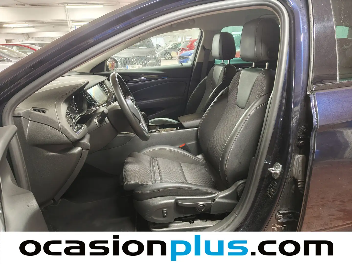 Foto Opel Insignia Opel Insignia Sports Tourer 1.6 CDTI D Innovation (136 CV)