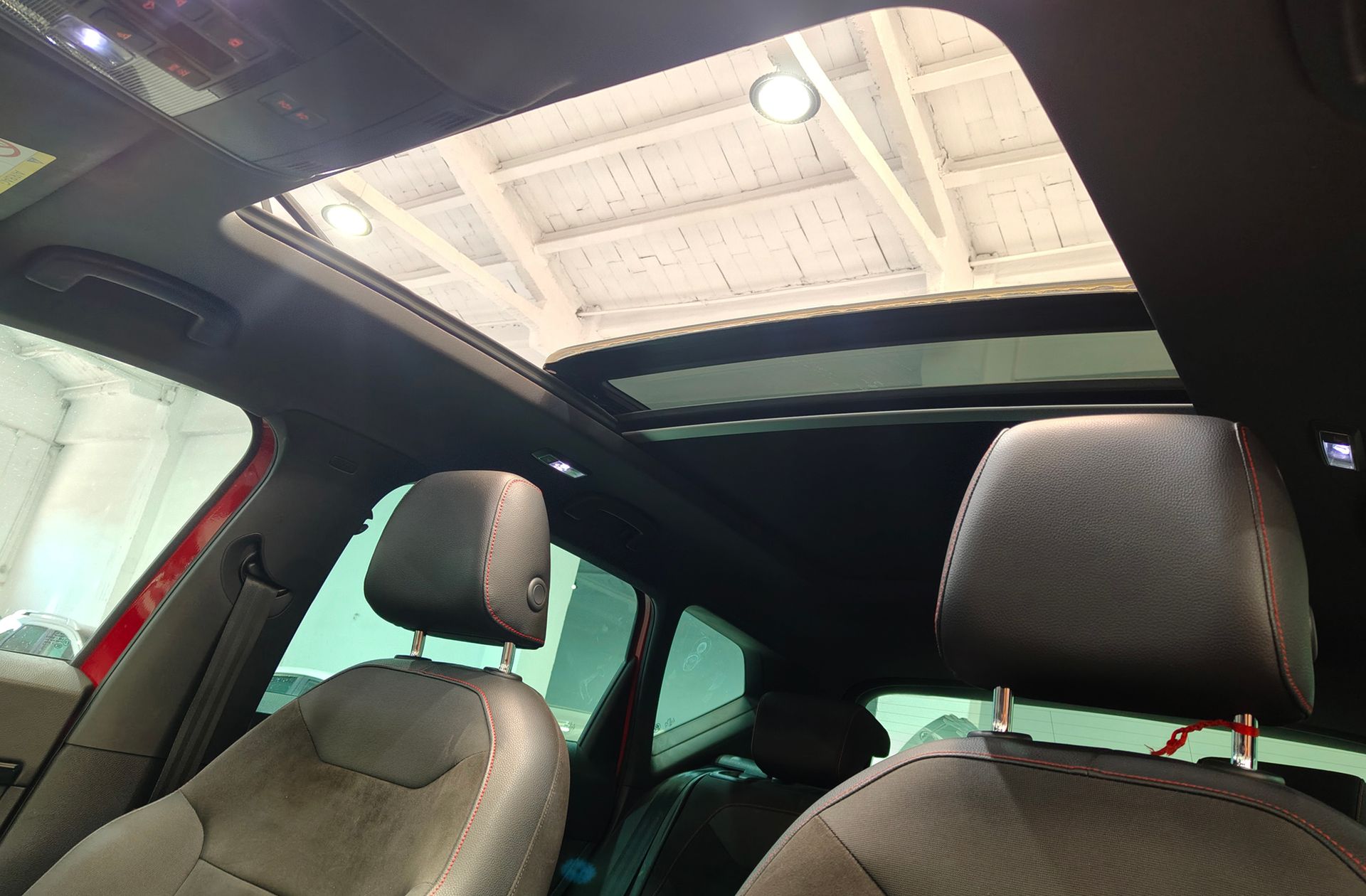 SEAT Ateca 2.0 TSI FR 4Drive DSG - foto 7
