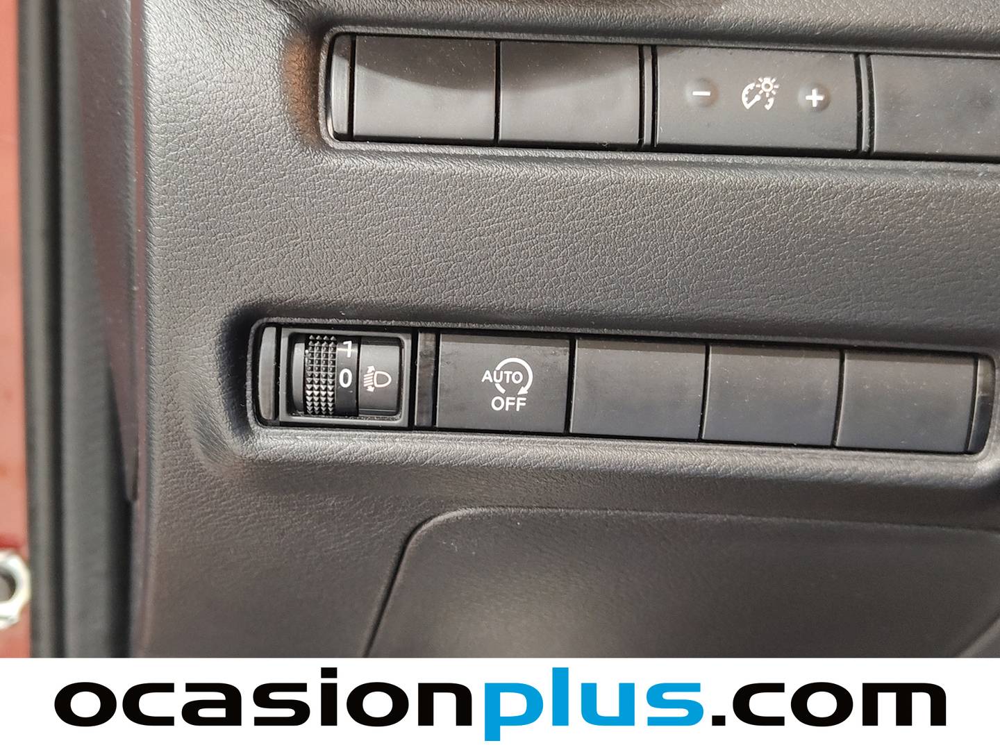 Foto Nissan JUKE Nissan Juke DIG-T N-Connecta 4x2 DCT (114 CV)