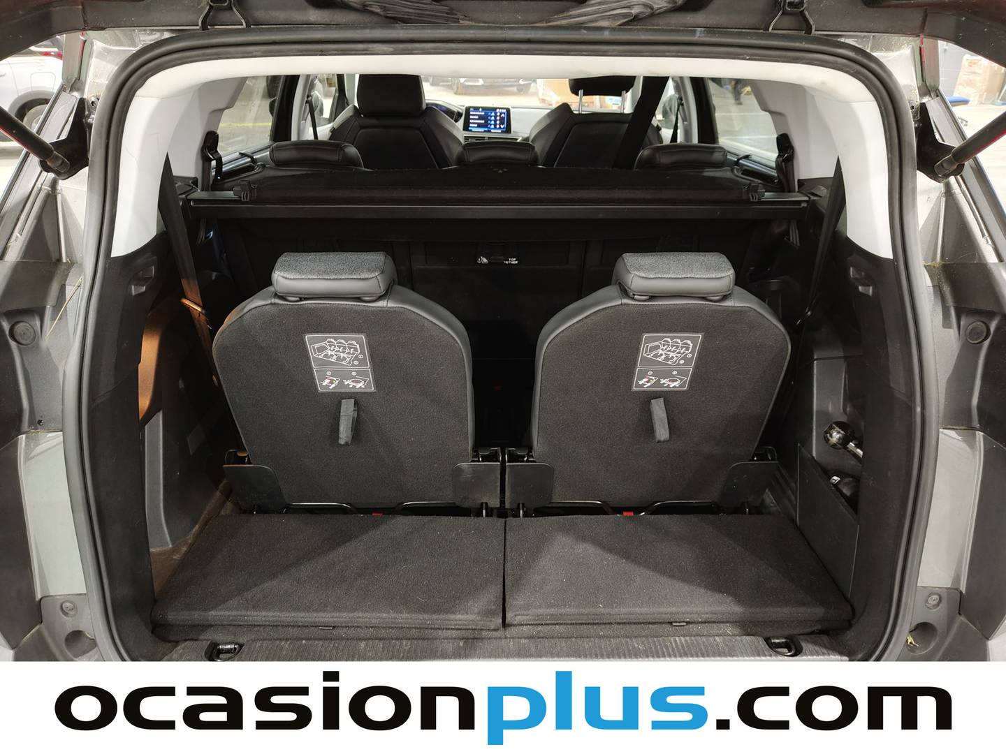 Foto Peugeot 5008 Peugeot 5008 BlueHDi 130 S&S Allure (130 CV) 7 Plazas siete plazas