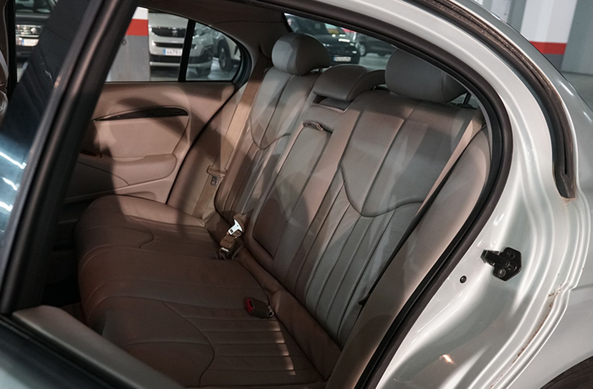 Jaguar S-Type 3.0 V6 Executive - foto 9
