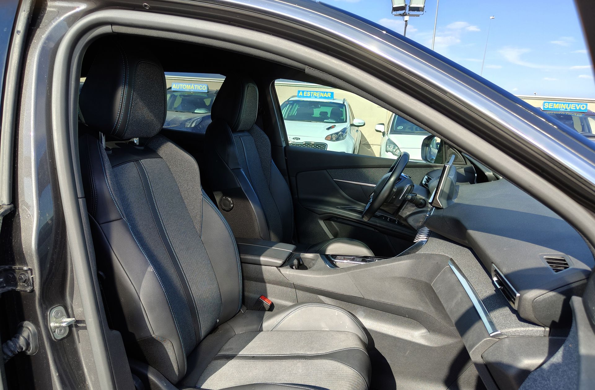 Peugeot 3008 300 Allure Pack e-EAT8 - foto 20