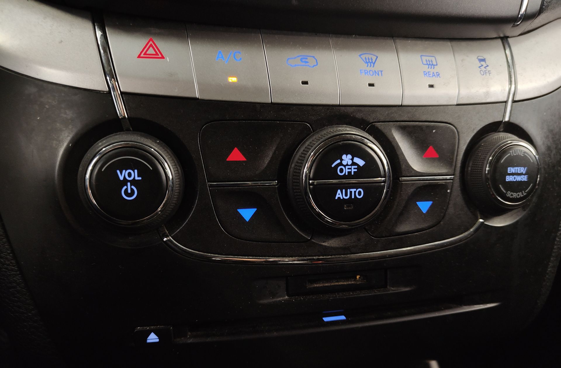 Fiat Freemont 2.0 16v Diesel Urban 7 plazas - foto 24