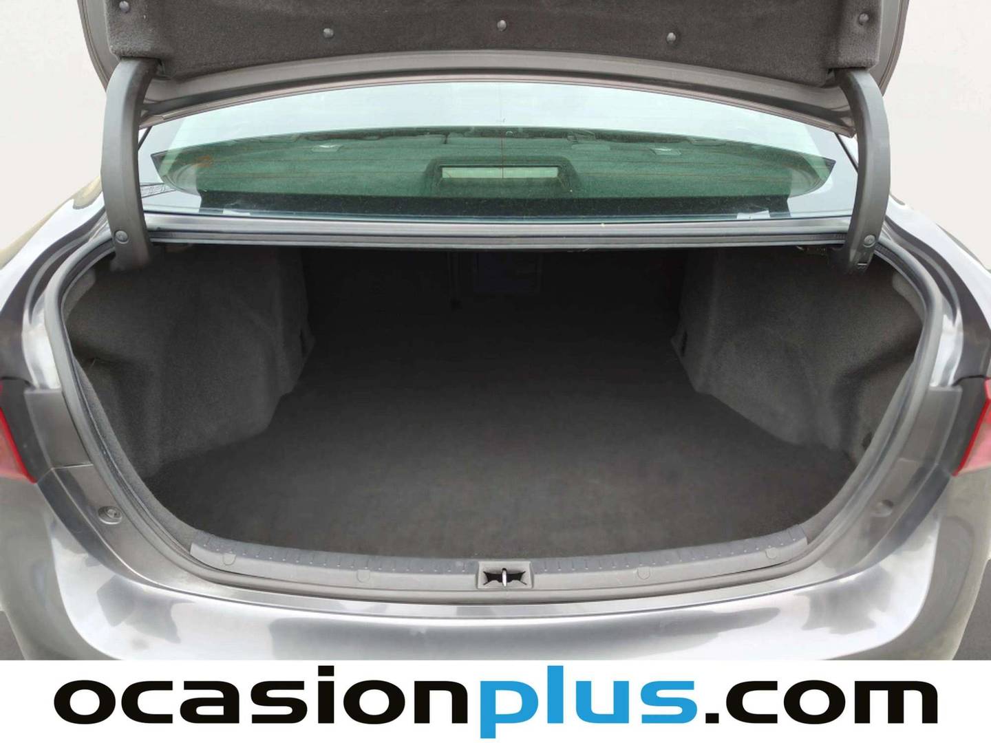 Fotos maletero Toyota Avensis Toyota Avensis 1.8 140 Advance (147 CV)