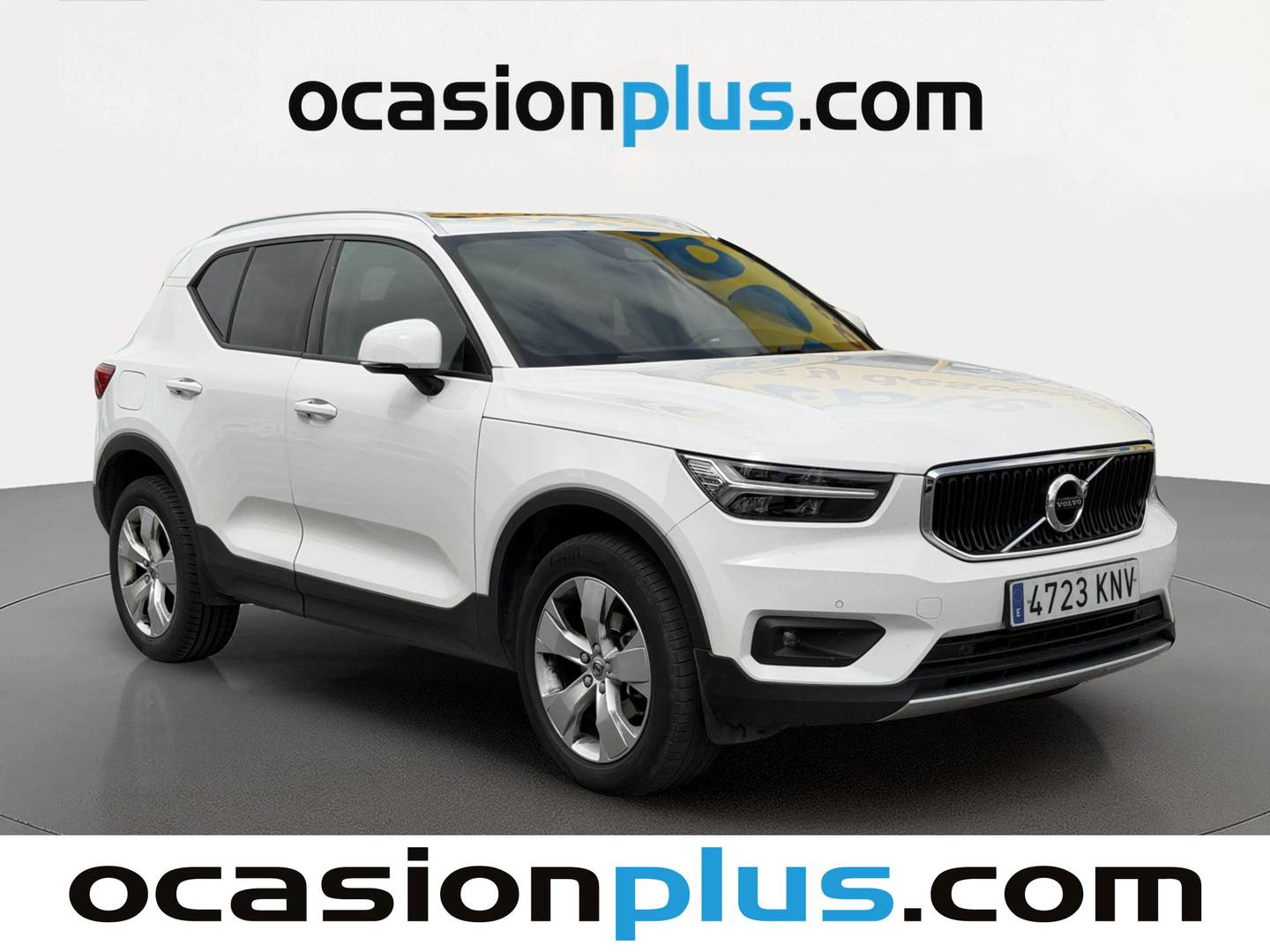 Foto delantera Volvo XC40 Volvo XC40 D3 Momentum (150 CV) derecha