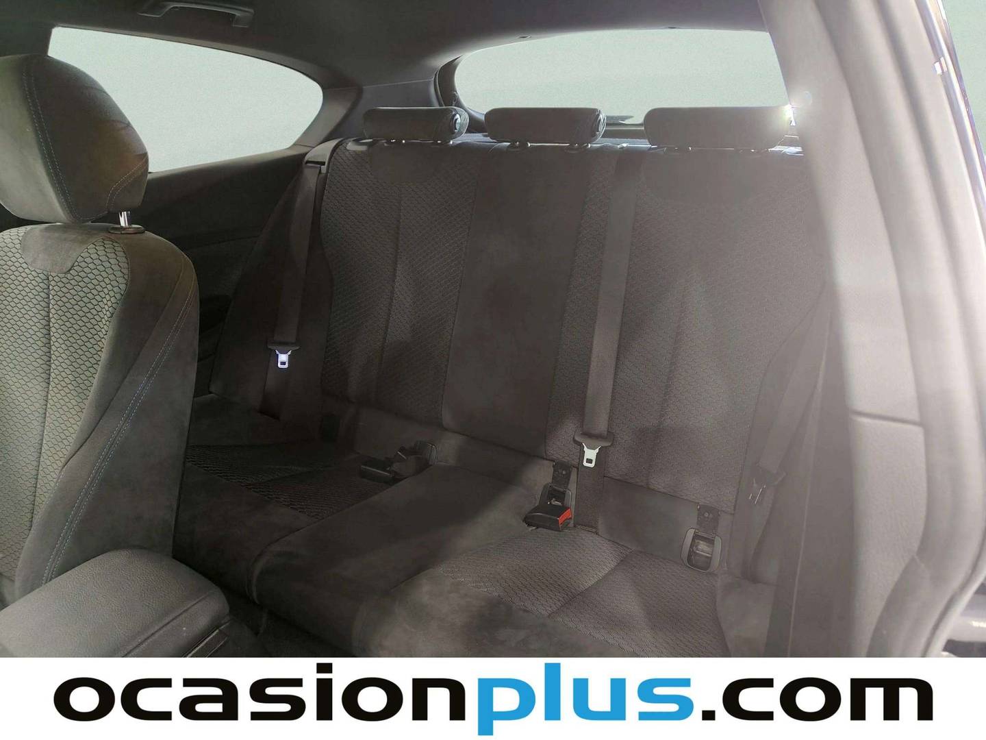 Foto asientos traseros BMW Serie 1 BMW Serie 1 118d (150 CV) Pack M