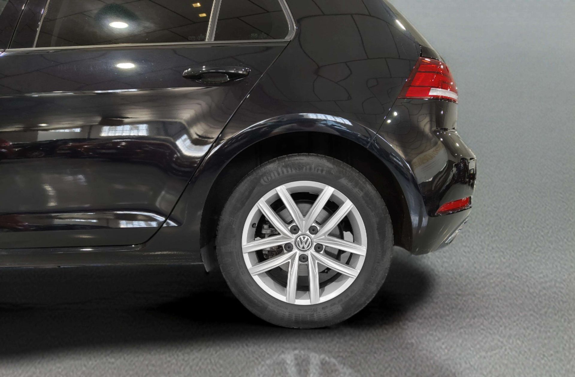 Volkswagen Golf Advance 1.5 TSI Evo DSG - foto 35
