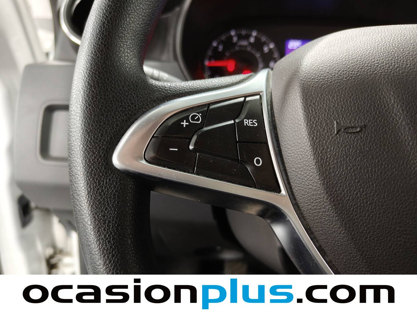 Equipamiento del Dacia Duster Dacia Duster Essential TCE (100 CV) 4X2