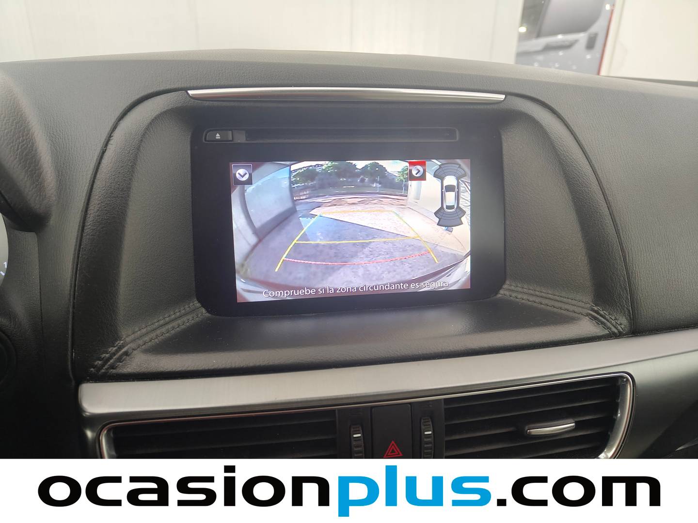 Equipamiento del Mazda CX-5 Mazda CX-5 2.2 DE Luxury + Premium 4WD Auto (150 CV)