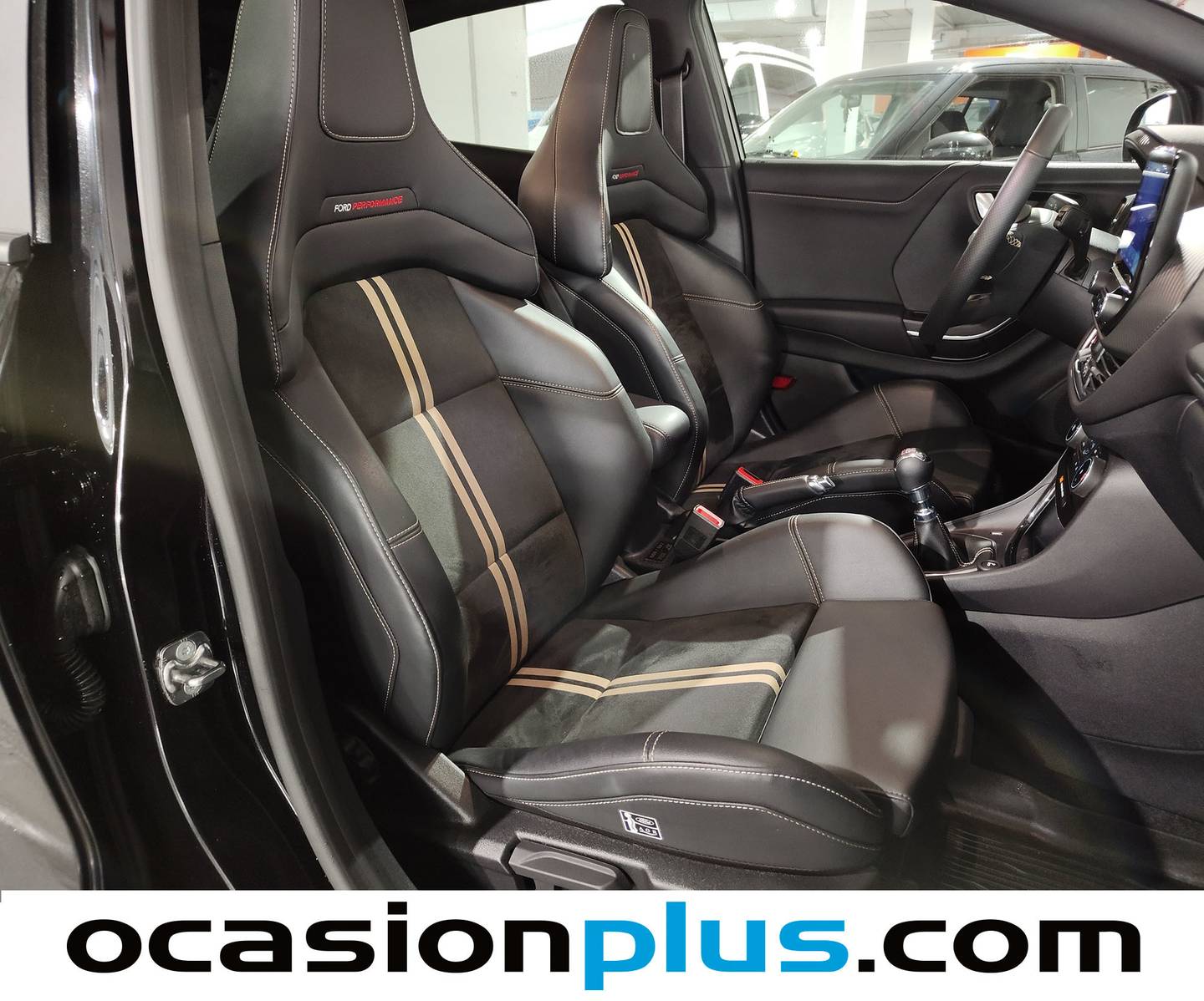 Foto Ford Puma Ford Puma 1.5 EcoBoost ST Gold Edition  (200 CV)