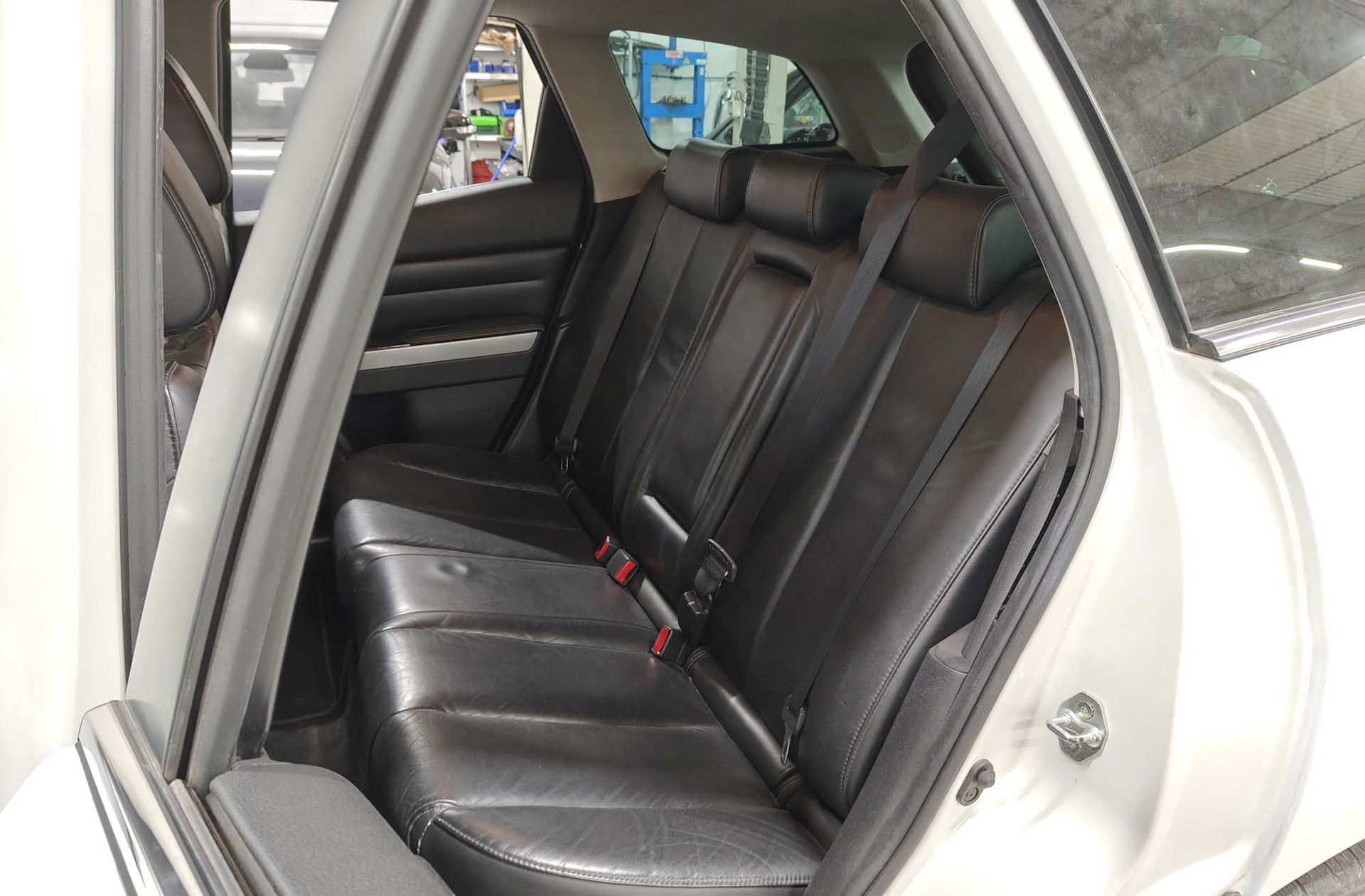 Mazda CX-7 2.2 Crtd Luxury - foto 12
