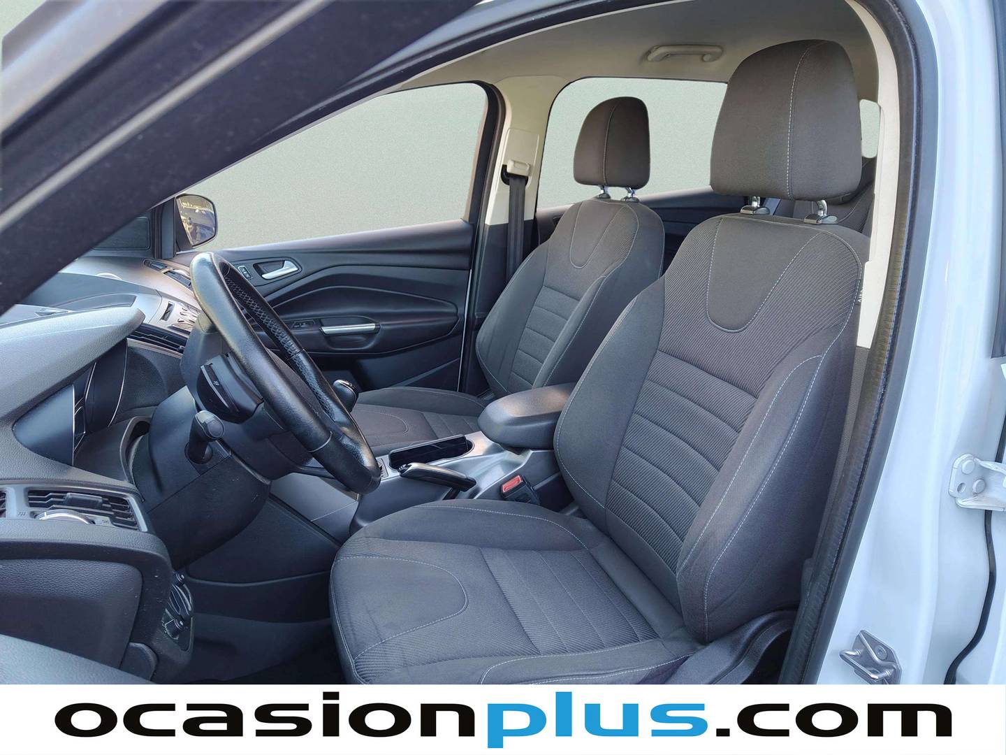 Foto asientos delanteros Ford Kuga Ford Kuga 2.0 TDCI S&S Trend 4x2 (120 CV)