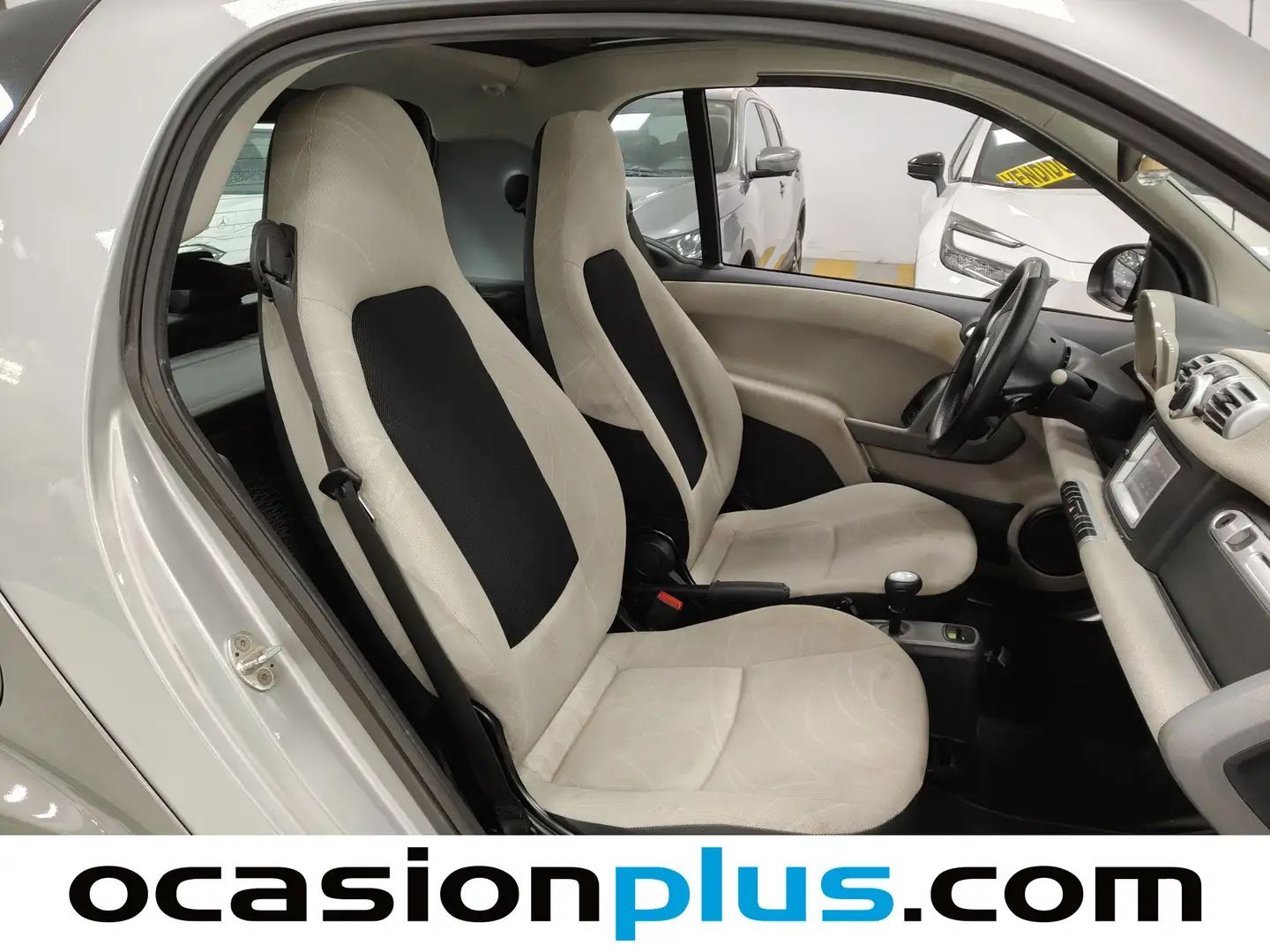 Foto Smart fortwo Smart ForTwo Coupe 52 mhd Desire Edition Auto (71 CV)