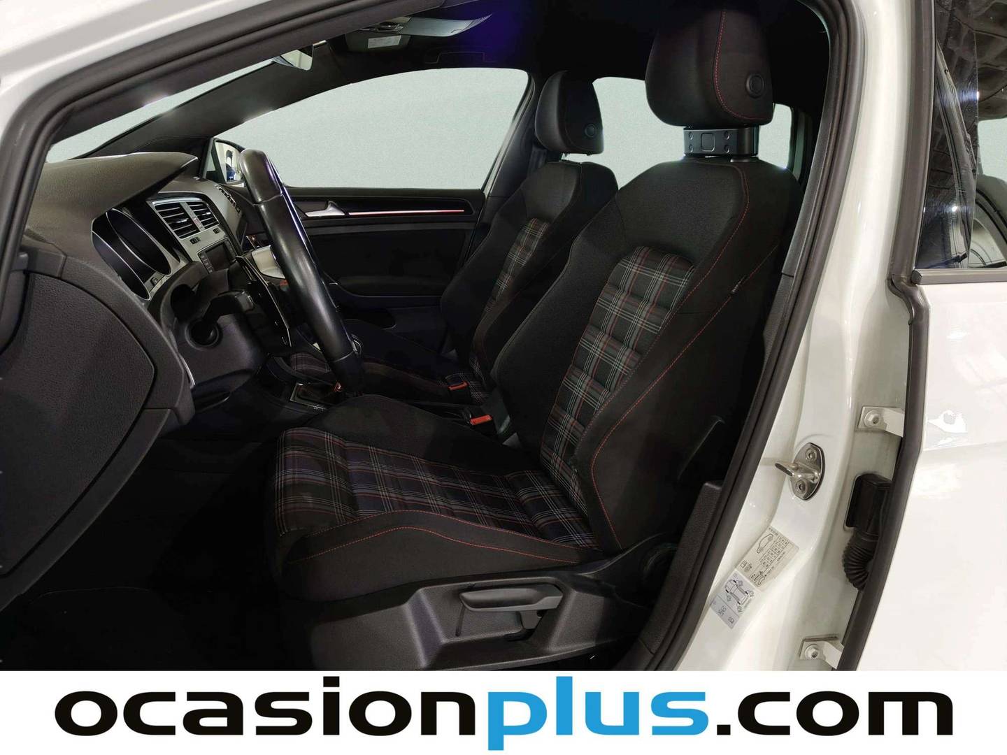 Foto asientos delanteros Volkswagen Golf Volkswagen Golf GTI Performance 2.0 TSI (230 CV) DSG