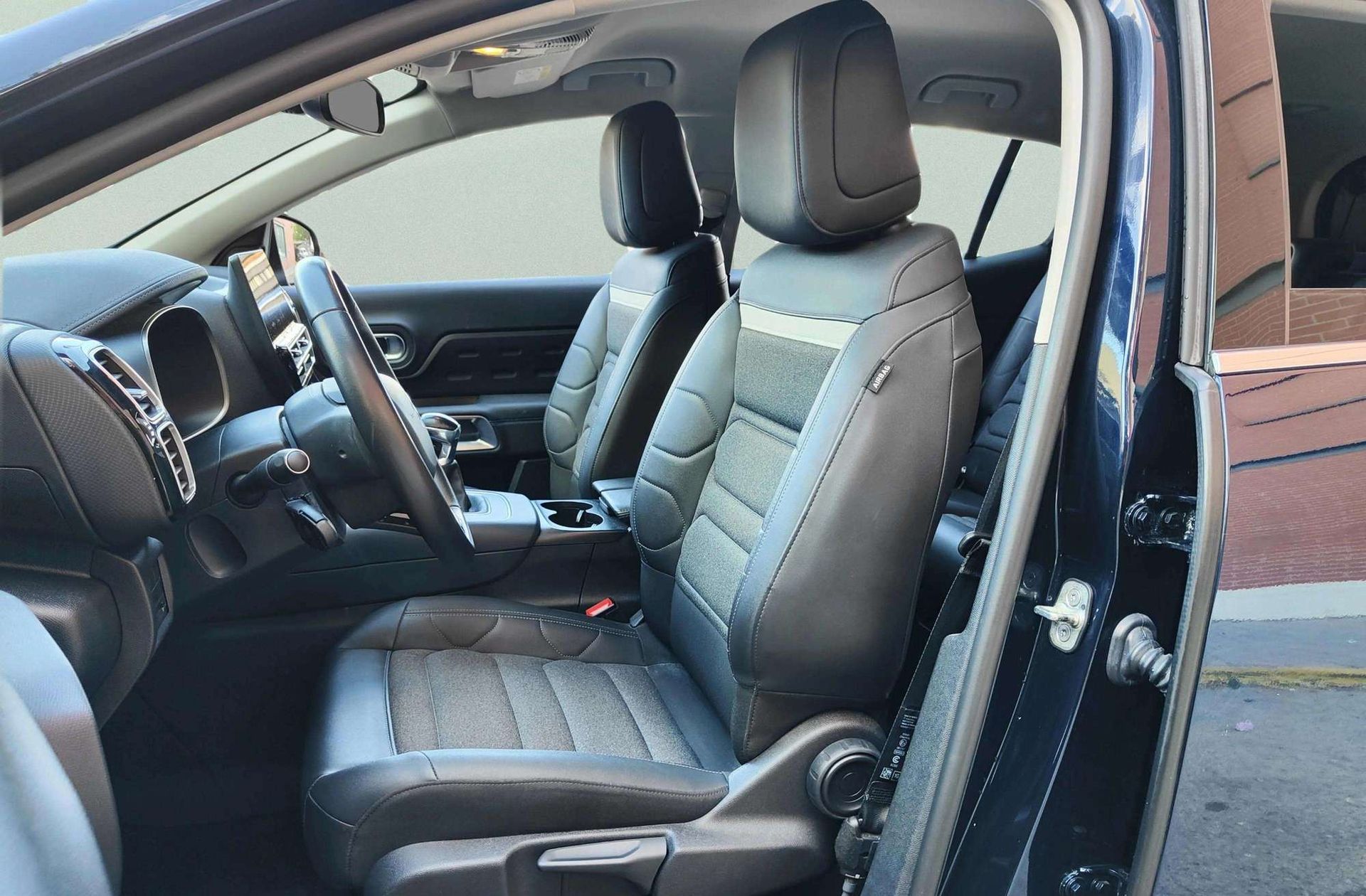 Citroën C5 Aircross PureTech 130 Plus - foto 12