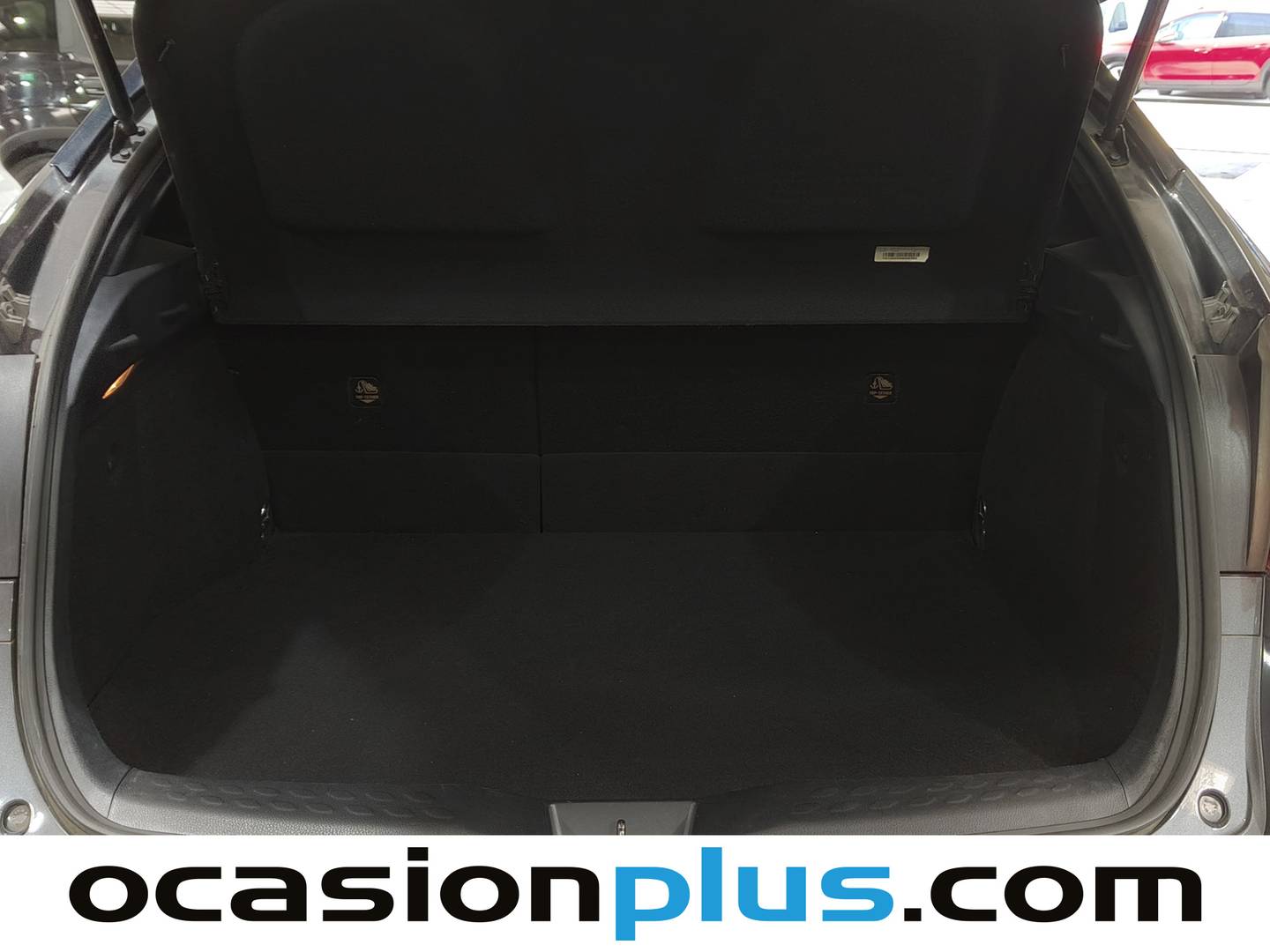 Fotos maletero Toyota C-HR Toyota C-HR 180H Advance (184 CV)