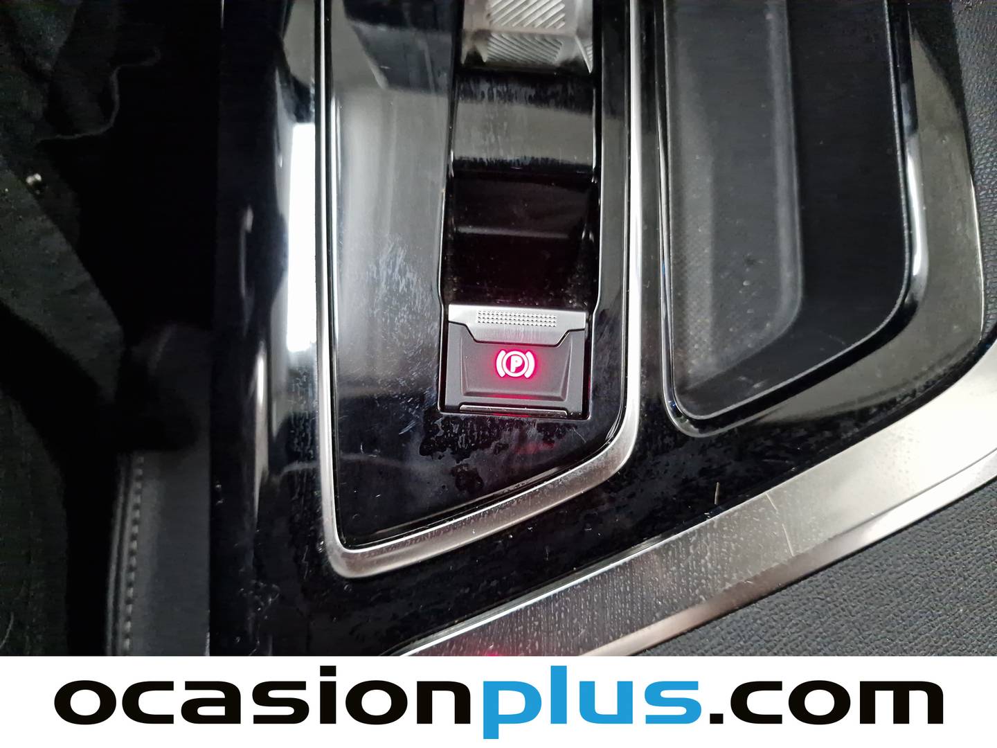 Foto Peugeot 3008 Peugeot 3008 PureTech 130 S&S GT EAT8 (130 CV)