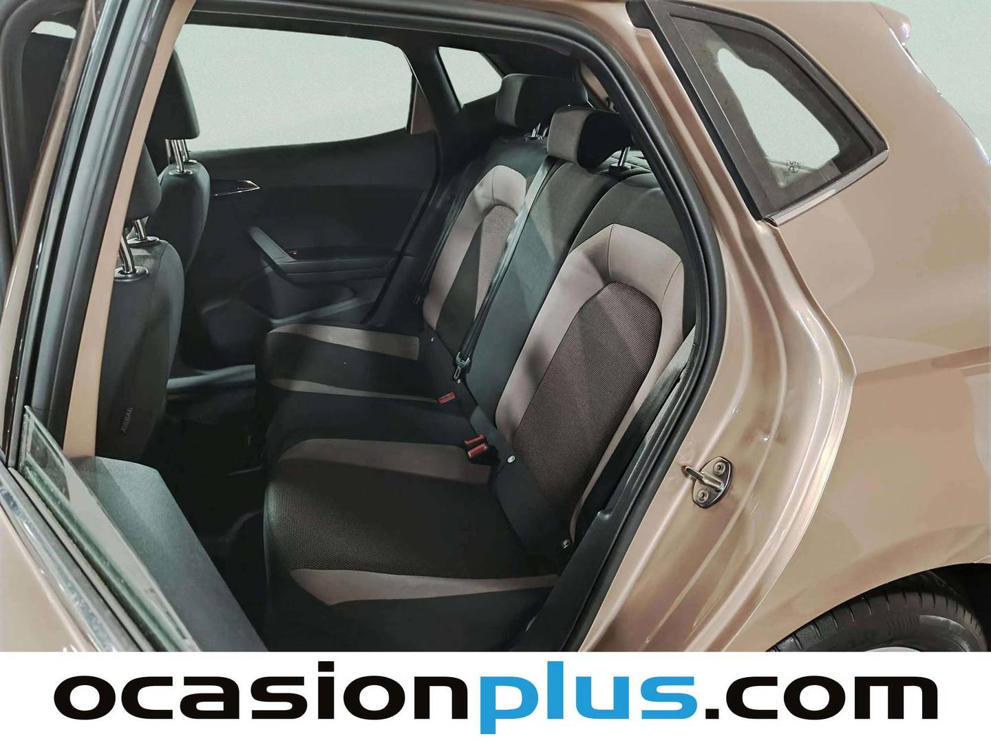 Foto asientos traseros Seat Ibiza SEAT Ibiza 1.0 EcoTSI S&S Xcellence DSG (115 CV)