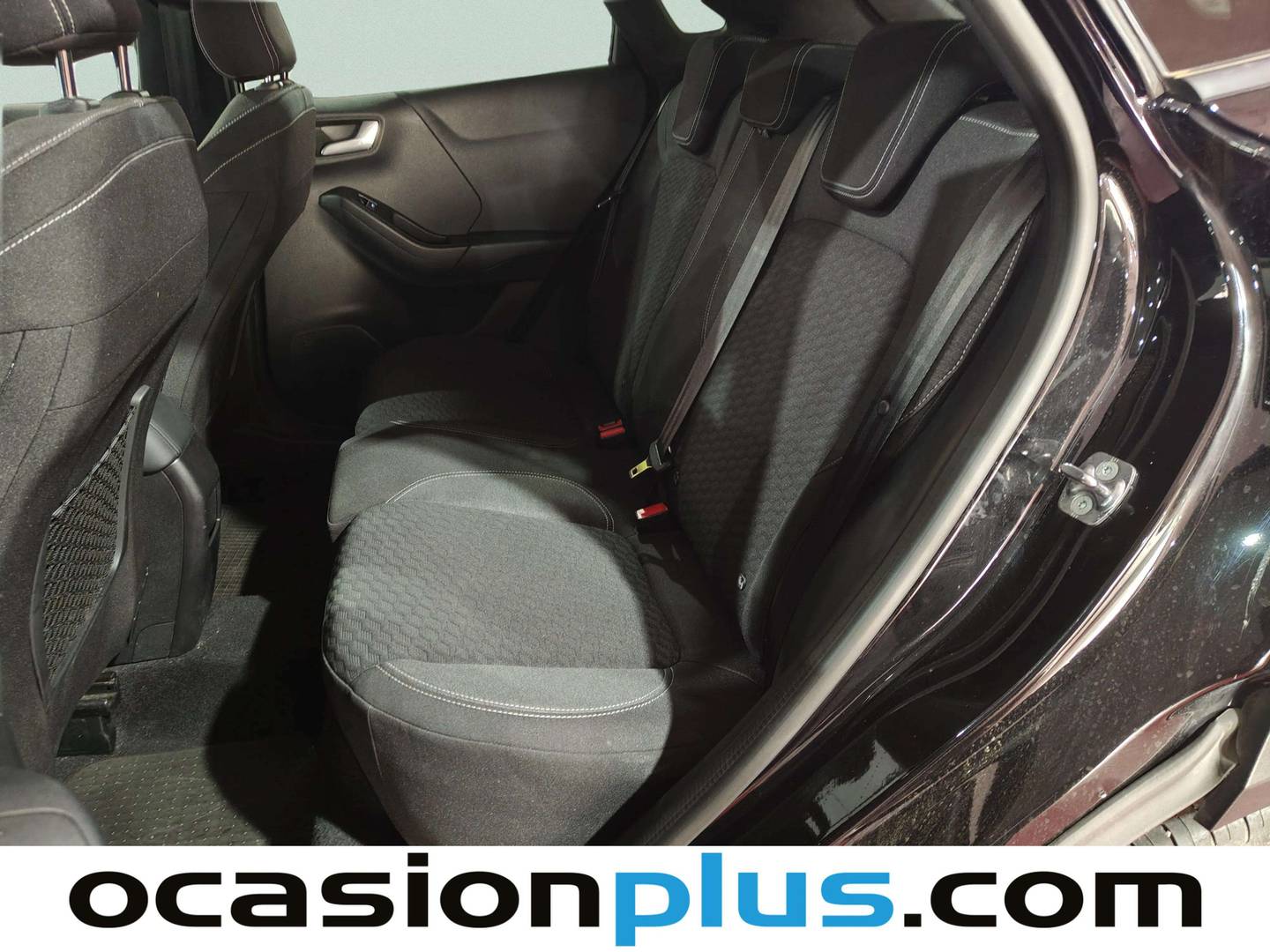 Foto asientos traseros Ford Puma Ford Puma 1.0 EcoBoost MHEV Titanium Auto (125 CV)