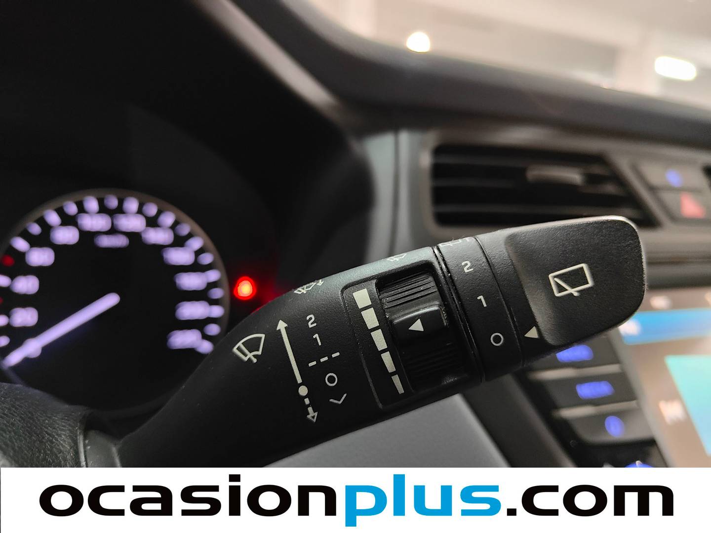 Foto Hyundai i20 Hyundai i20 1.4 MPI Link Auto  (100 CV)