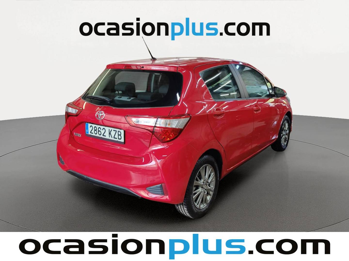 Foto trasera Toyota Yaris Toyota Yaris 1.5 Active (111 CV) derecha