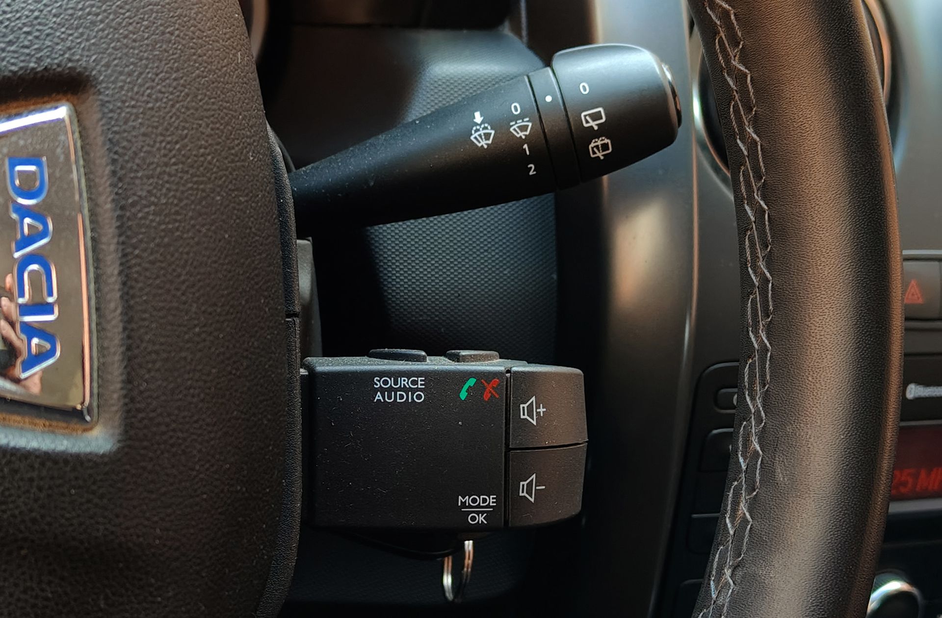 Dacia Duster Laureate TCe 4x2 - foto 19