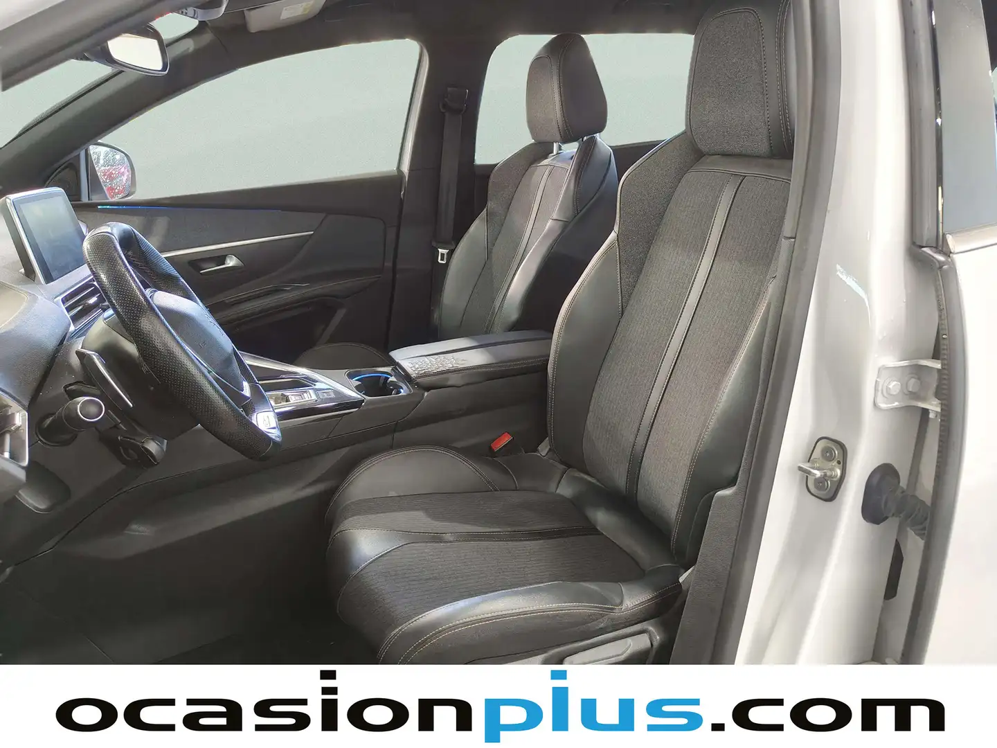 Foto Peugeot 5008 Peugeot 5008 PureTech 130 GT Line EAT8 (130 CV) 7 Plazas