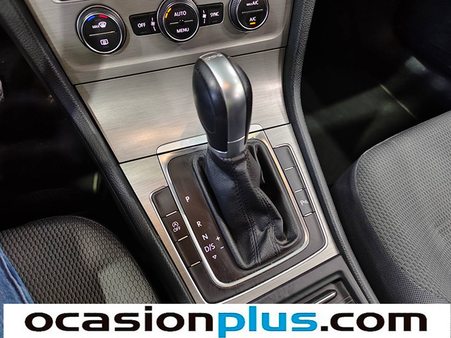 Foto Volkswagen Golf Volkswagen Golf Advance 1.6 TDI BMT (105 CV) DSG