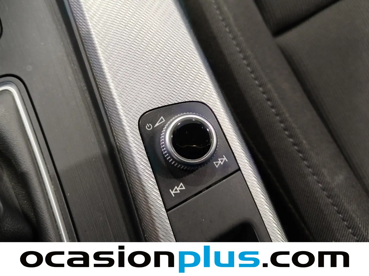 Foto Audi A4 Audi A4 Avant S line edition 2.0 TDI (150 CV) S tronic