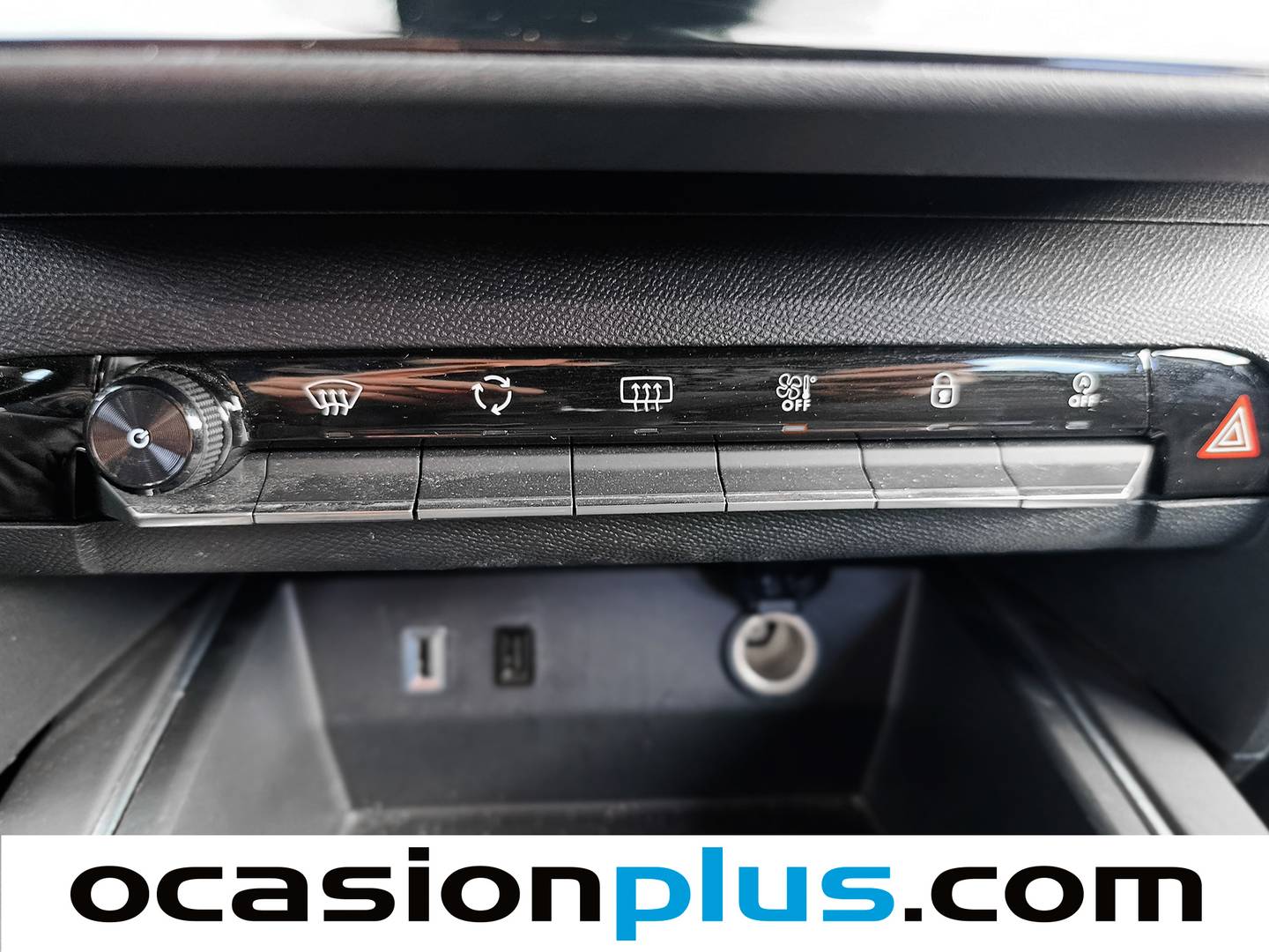 Foto Citroën C5 Aircross Citroen C5 Aircross PureTech 130 S&S Plus  (131 CV)