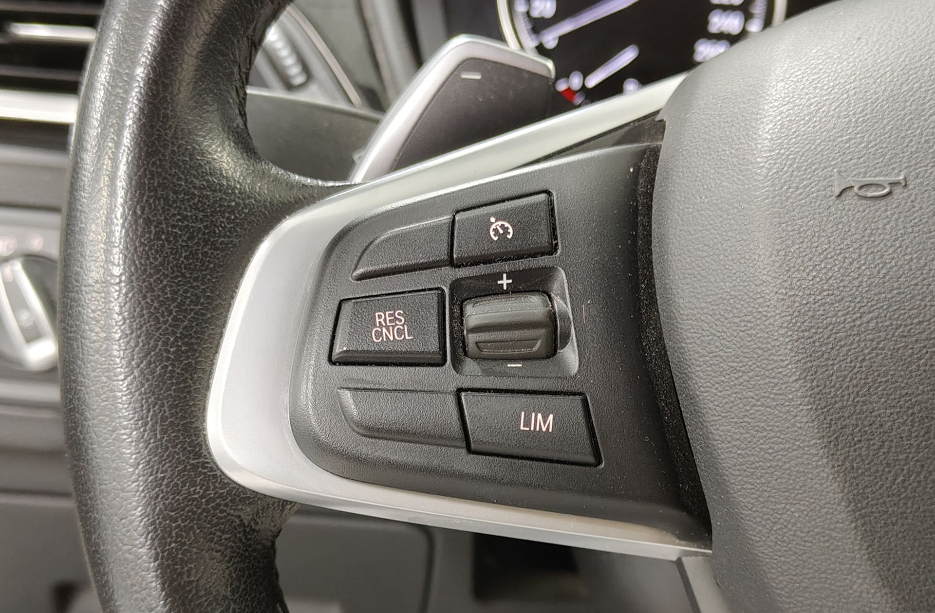 BMW X1 sDrive20i - foto 32