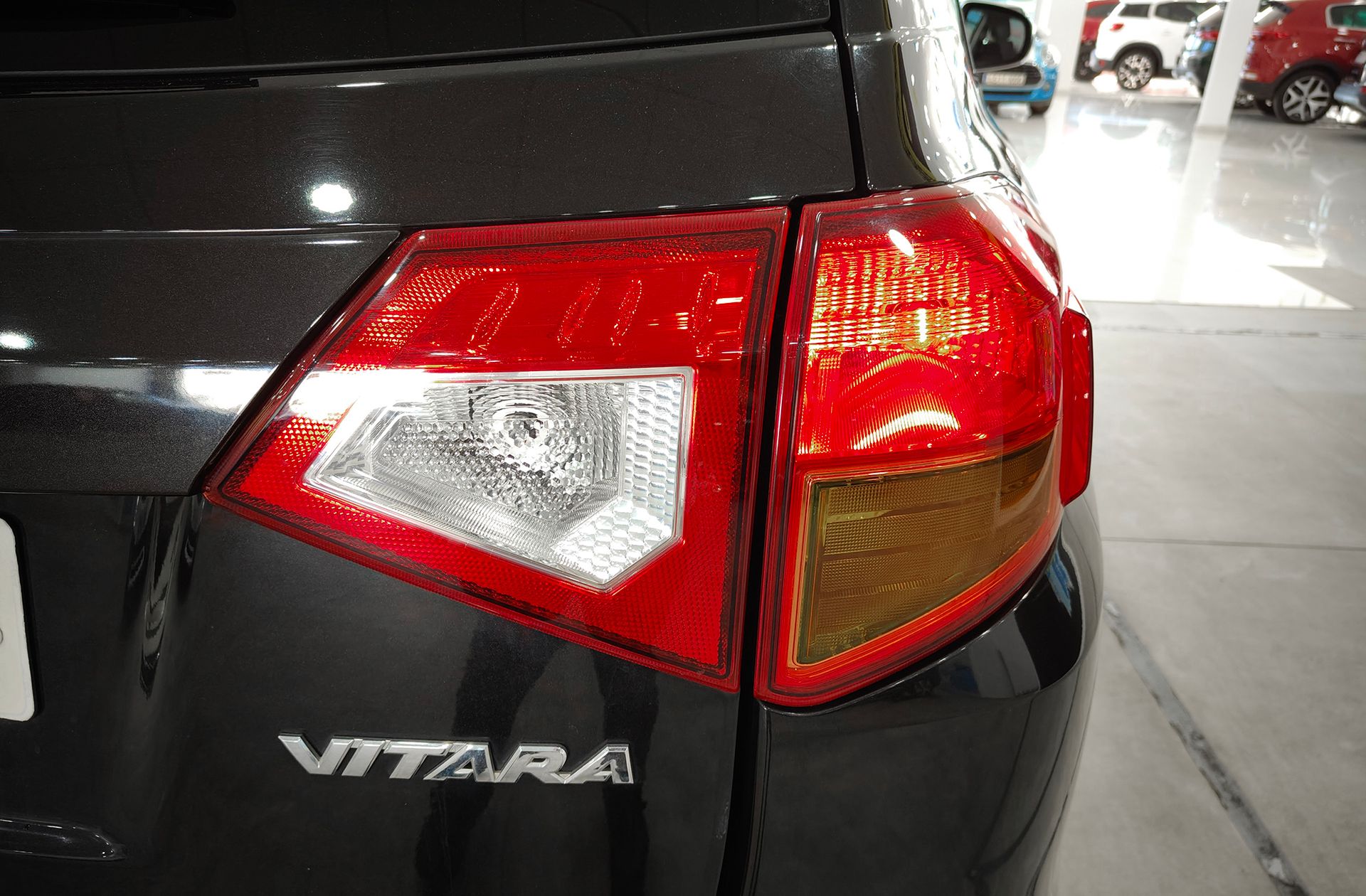 Suzuki Vitara 1.6 VVT GLE - foto 17