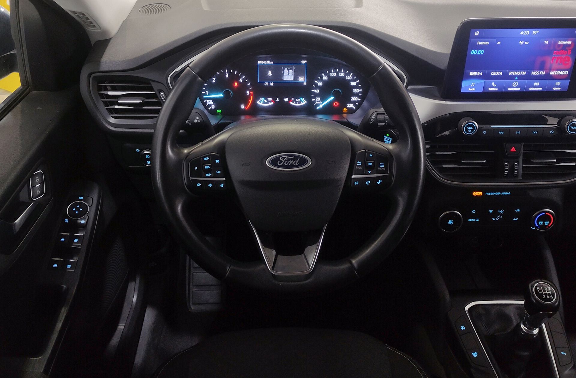 Ford Kuga 1.5 EcoBlue Trend - foto 22