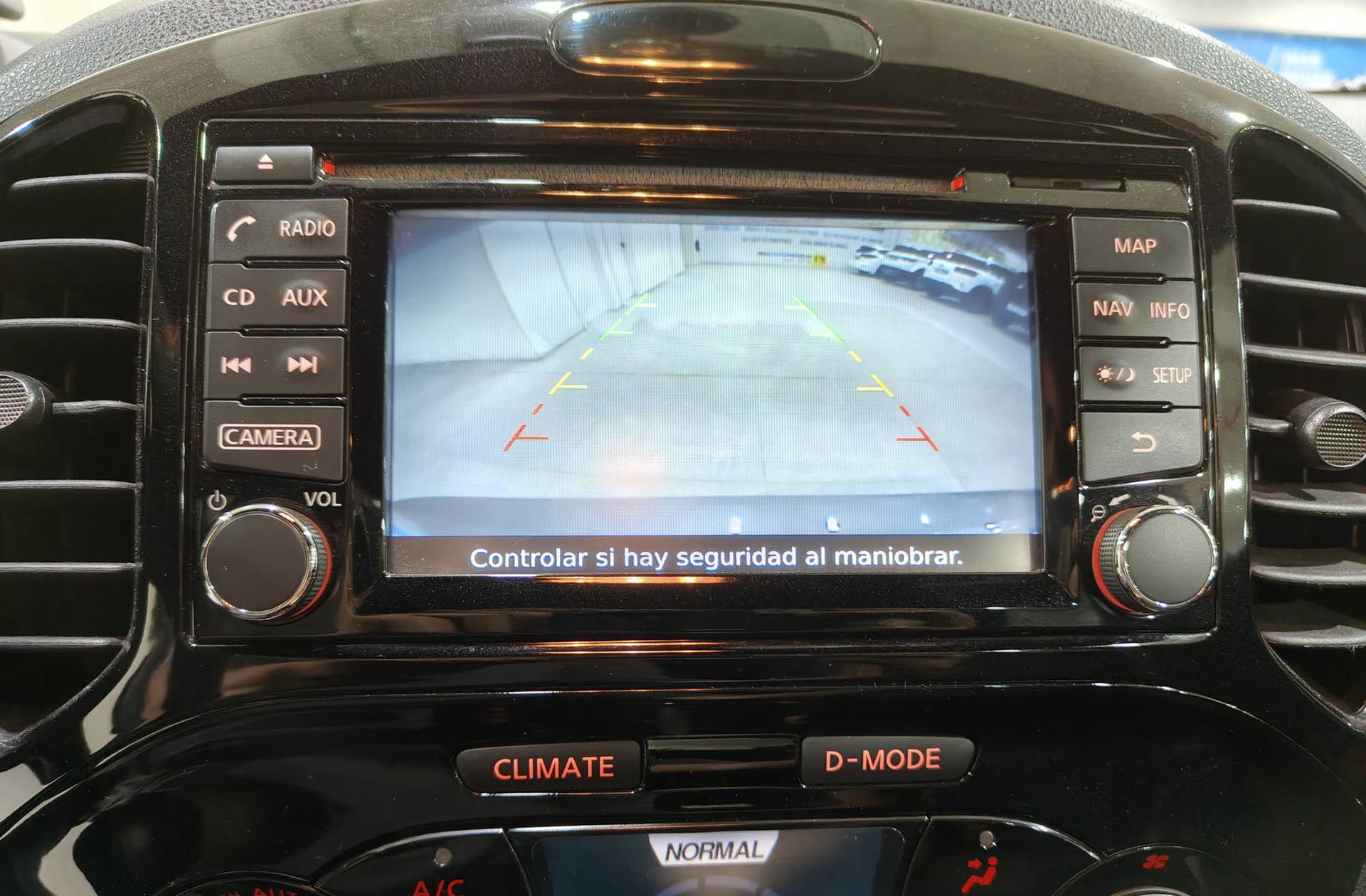 Nissan Juke 1.2 DIG-T N-Connecta - foto 9