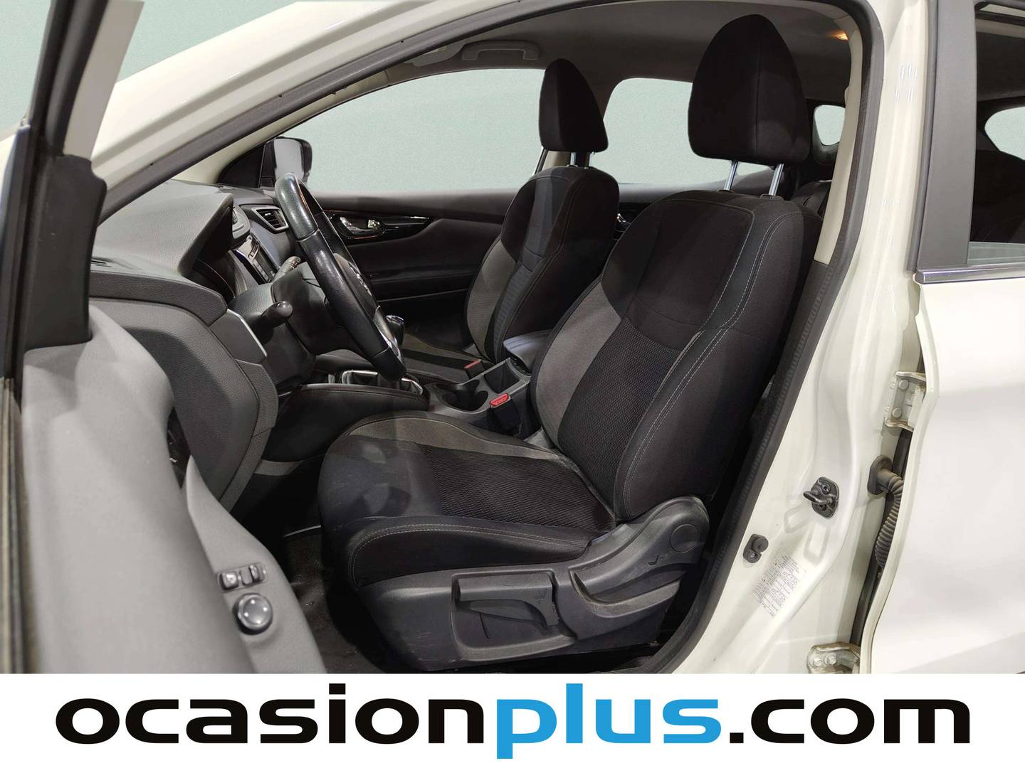 Foto asientos traseros Nissan QASHQAI NISSAN QASHQAI DIG-T (140 CV) E6D N-STYLE