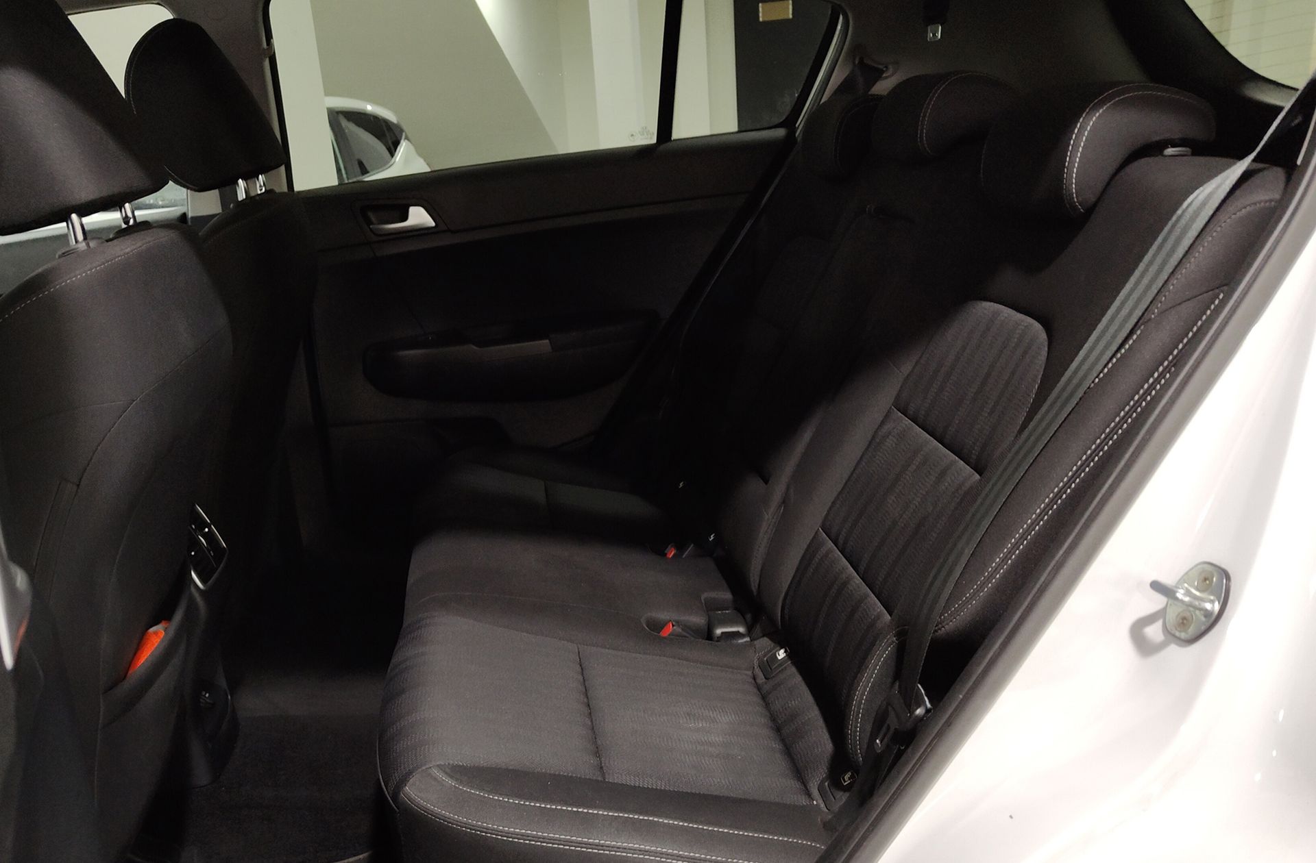 Kia Sportage 1.6 GDi Concept 4x2 - foto 11