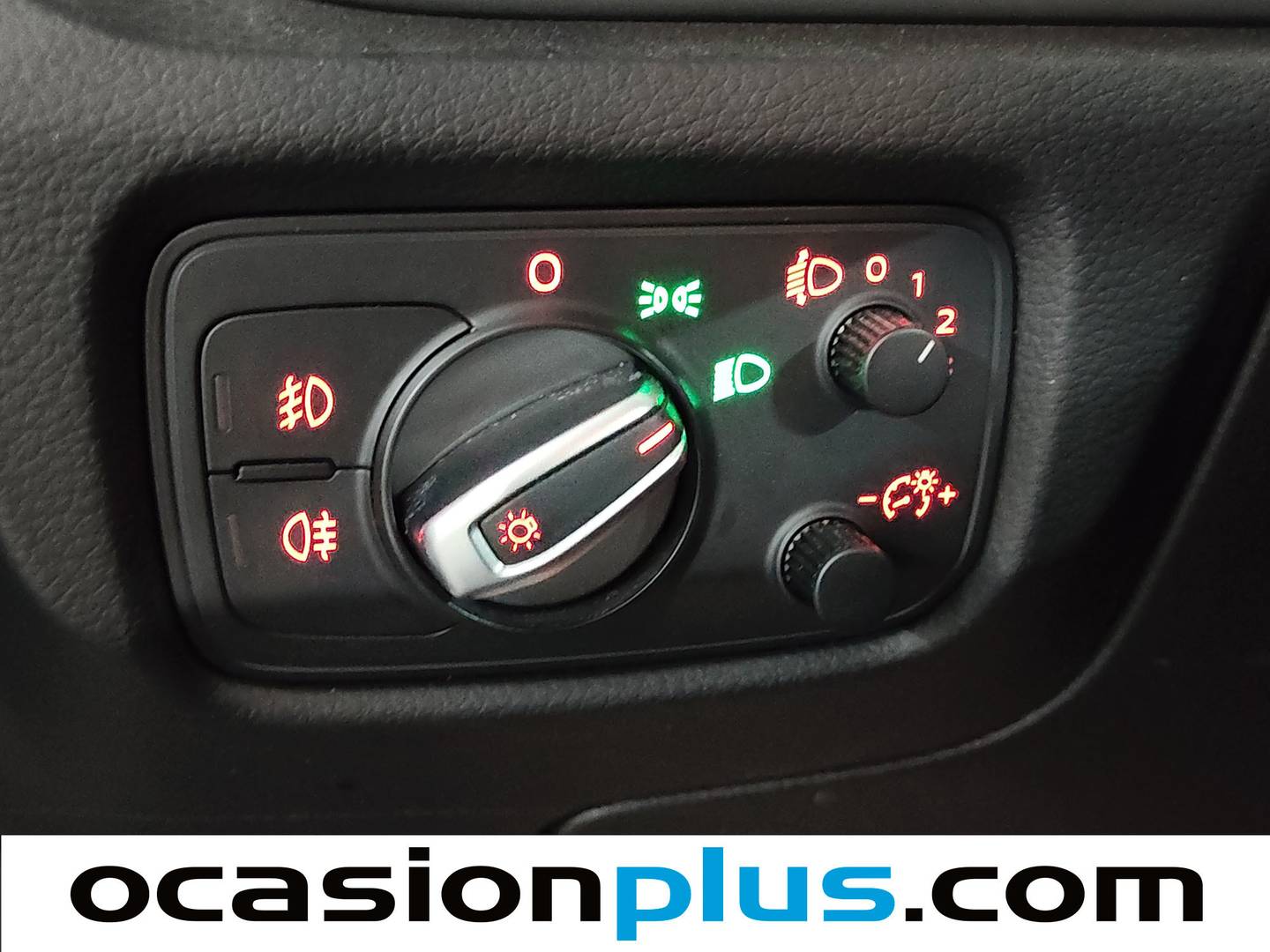 Equipamiento del Audi A3 Audi A3 1.6 TDI Attraction edition (105 CV)