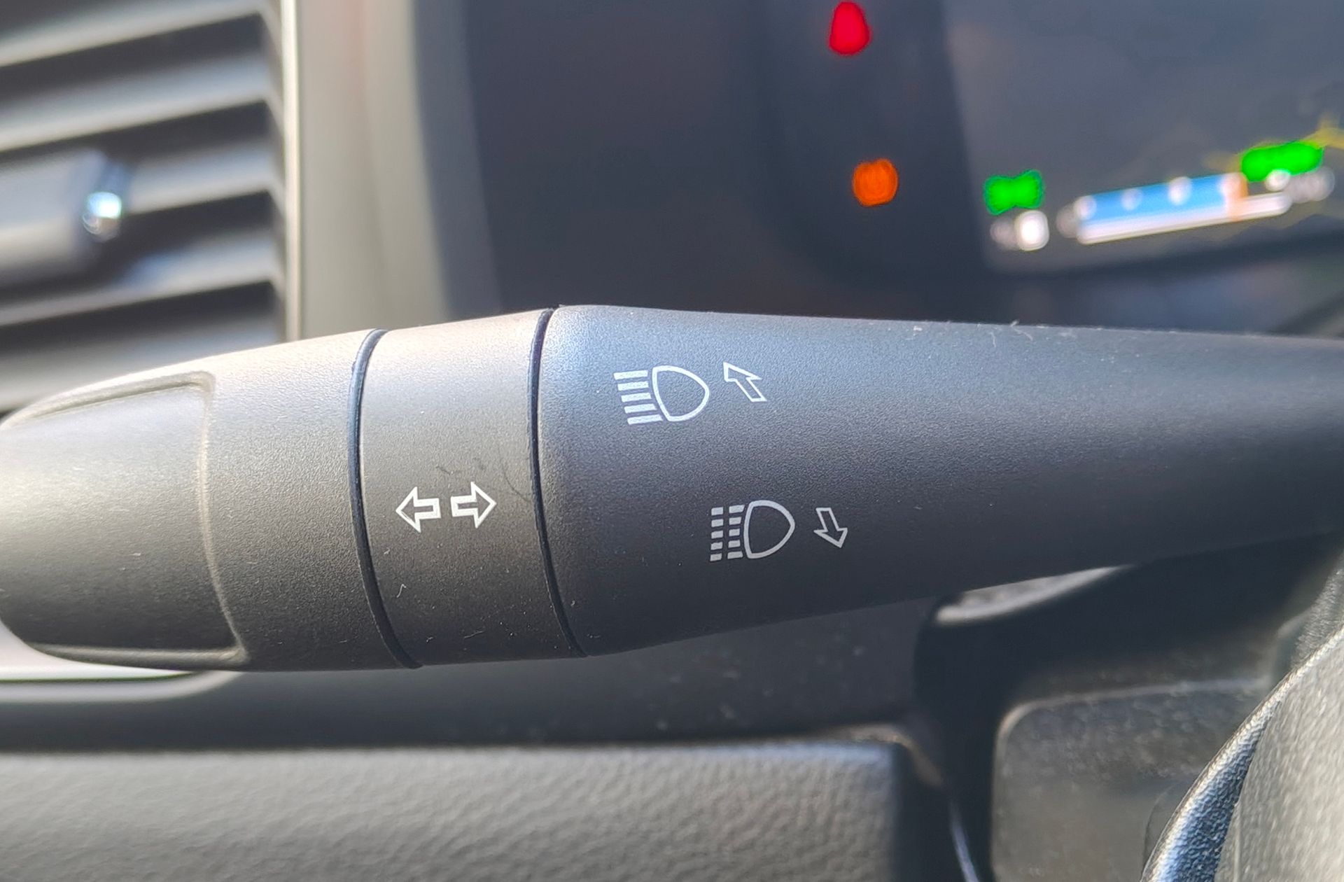 Jeep Renegade eHybrid 1.5 Limited ATX - foto 24