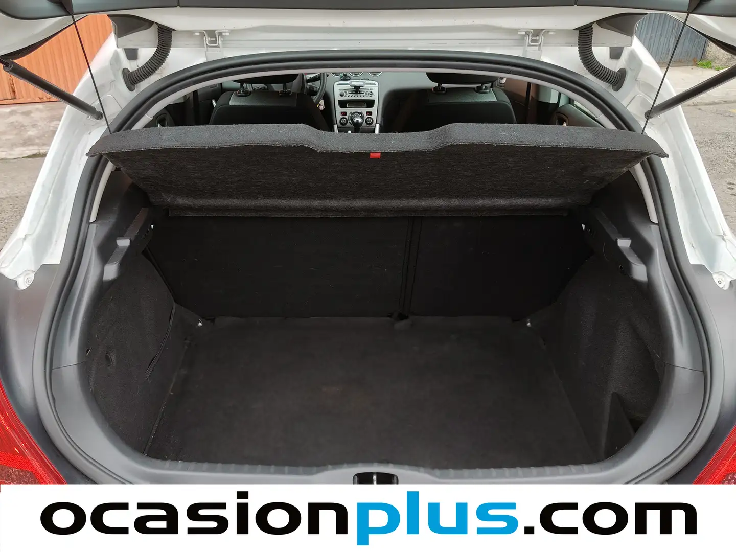 Foto Peugeot 308 Peugeot 308 1.6 VTi Sport (120 CV)