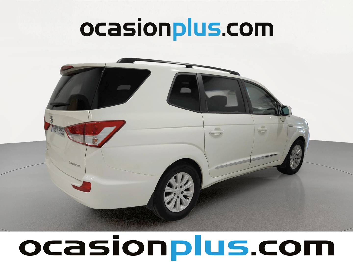 Foto trasera SsangYong Rodius SsangYong Rodius 2.0 e-Xdi Limited 114 kW (155 CV) derecha