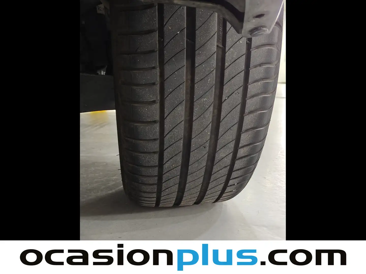 Foto Toyota C-HR Toyota C-HR 1.8 125H Advance (122 CV)