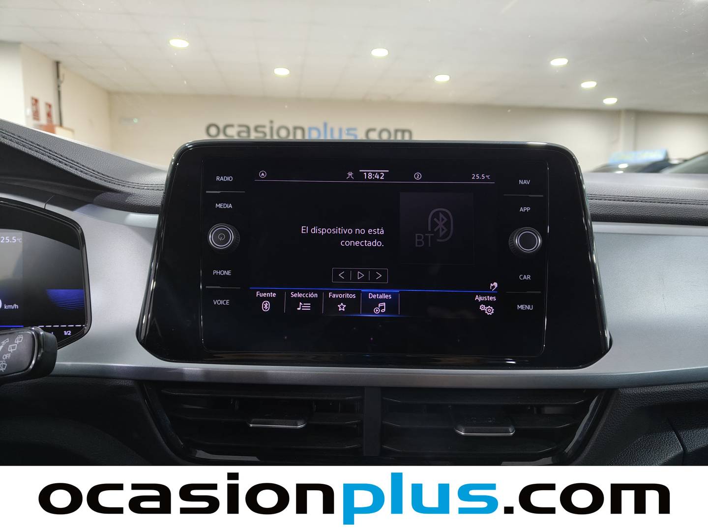 Foto Volkswagen T-Roc Volkswagen T-Roc Life 1.5 TSI  (150 CV)