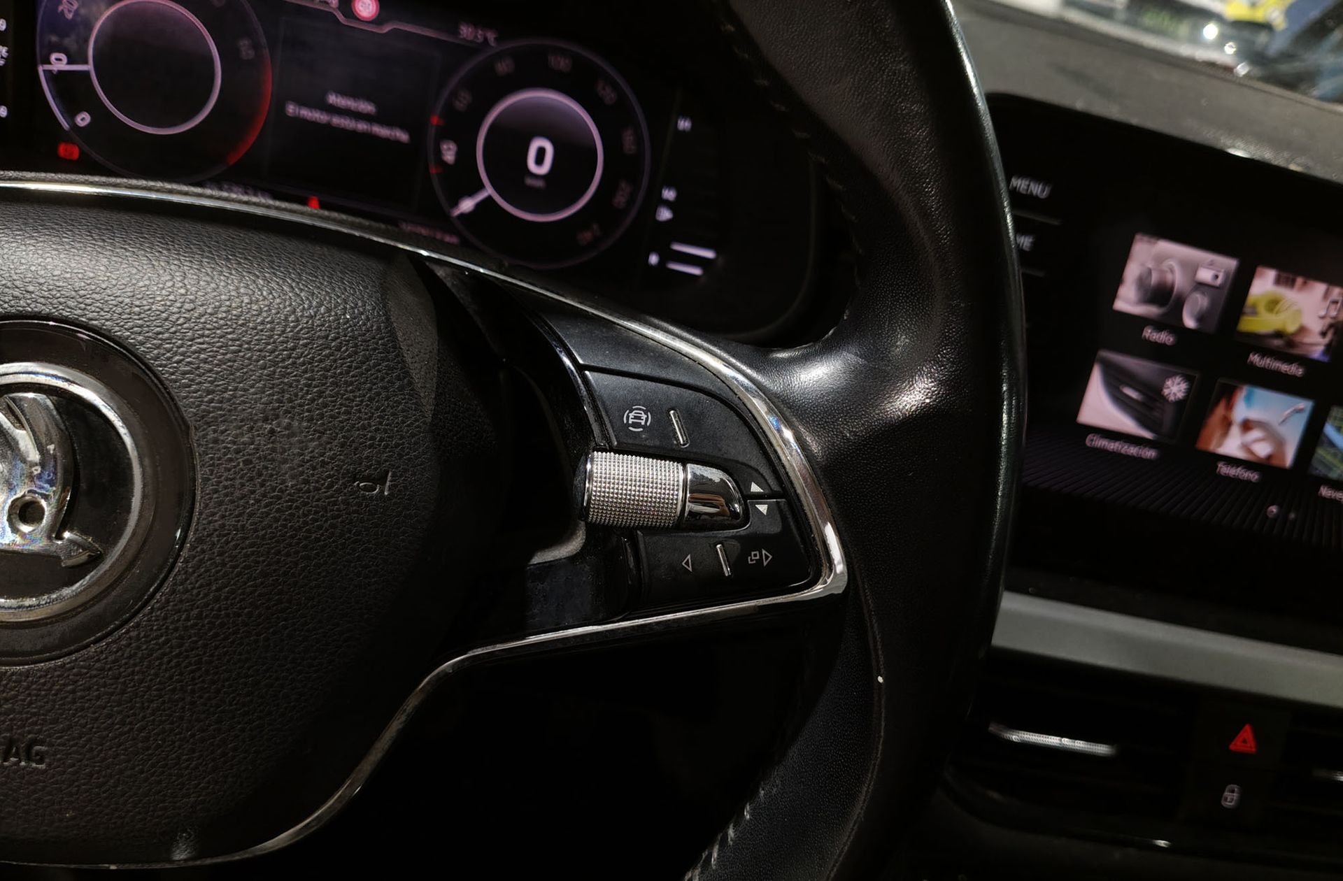 Škoda Kamiq 1.0 TSI Ambition - foto 25