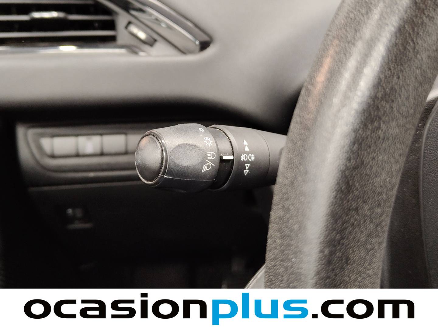 Peugeot 208 Peugeot 208 1.2 PureTech Active (82 CV) gasolina