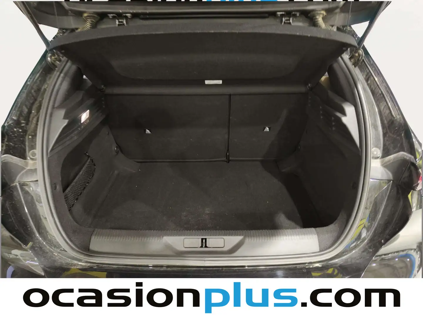 Foto Peugeot 308 Peugeot 308 Allure Hybrid eDCS6 (145 CV)