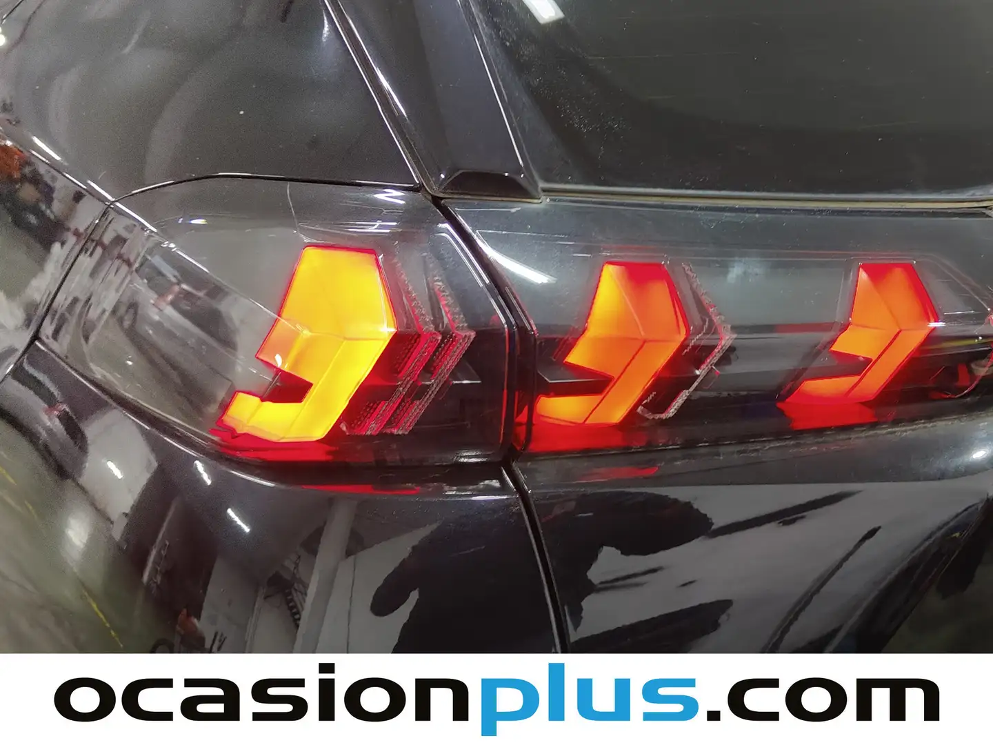 Foto Peugeot 2008 Peugeot 2008 PureTech 130 S&S GT (130 CV)