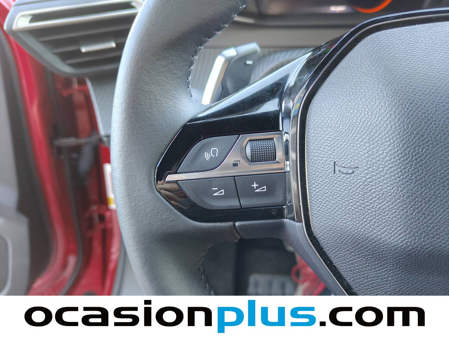 Foto Peugeot 2008 Peugeot 2008 Allure Hybrid eDCS6  (136 CV)