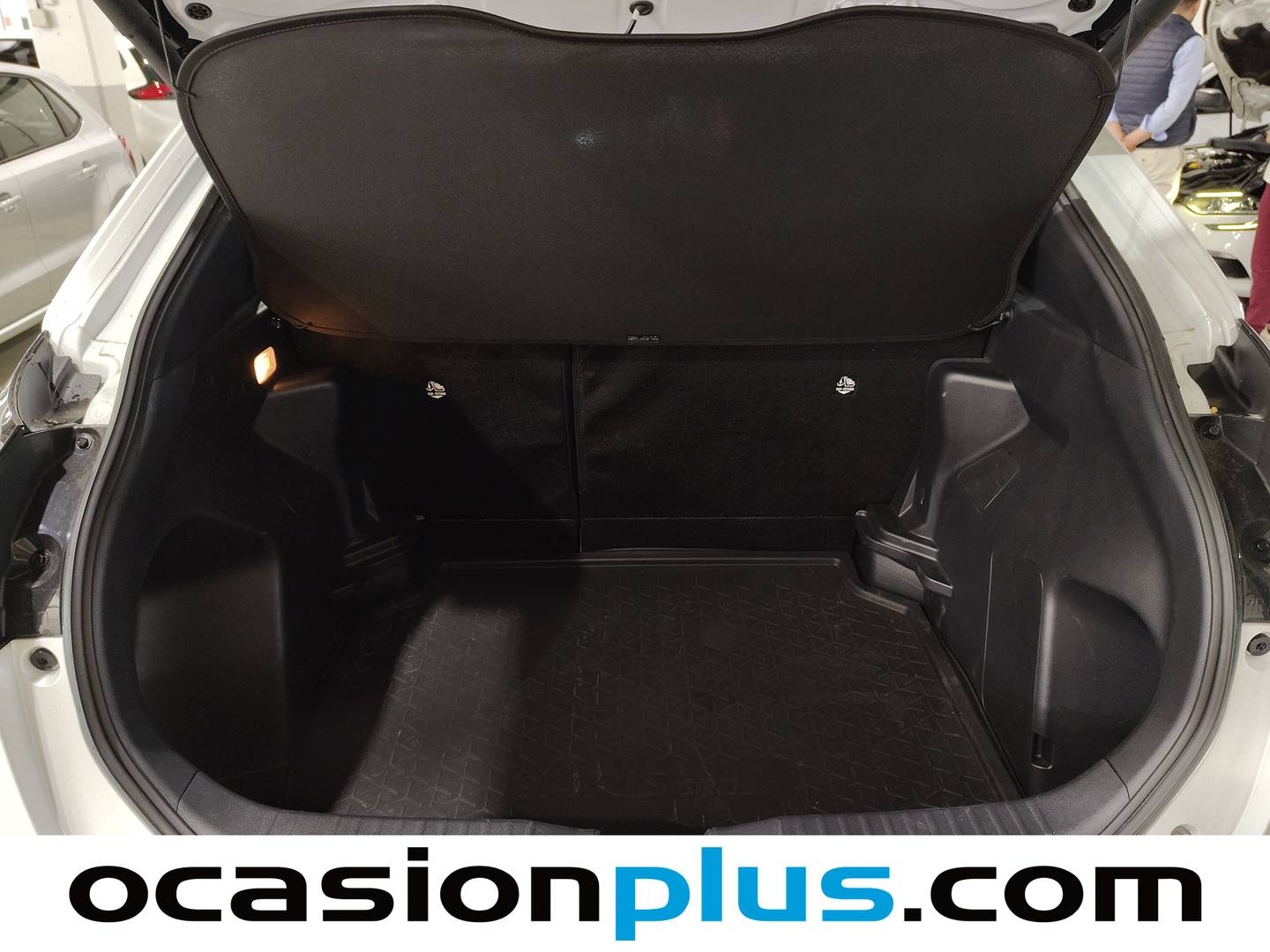 Fotos maletero Toyota Yaris Cross Toyota Yaris Cross 120H Active Tech Pack Confort (116 CV)